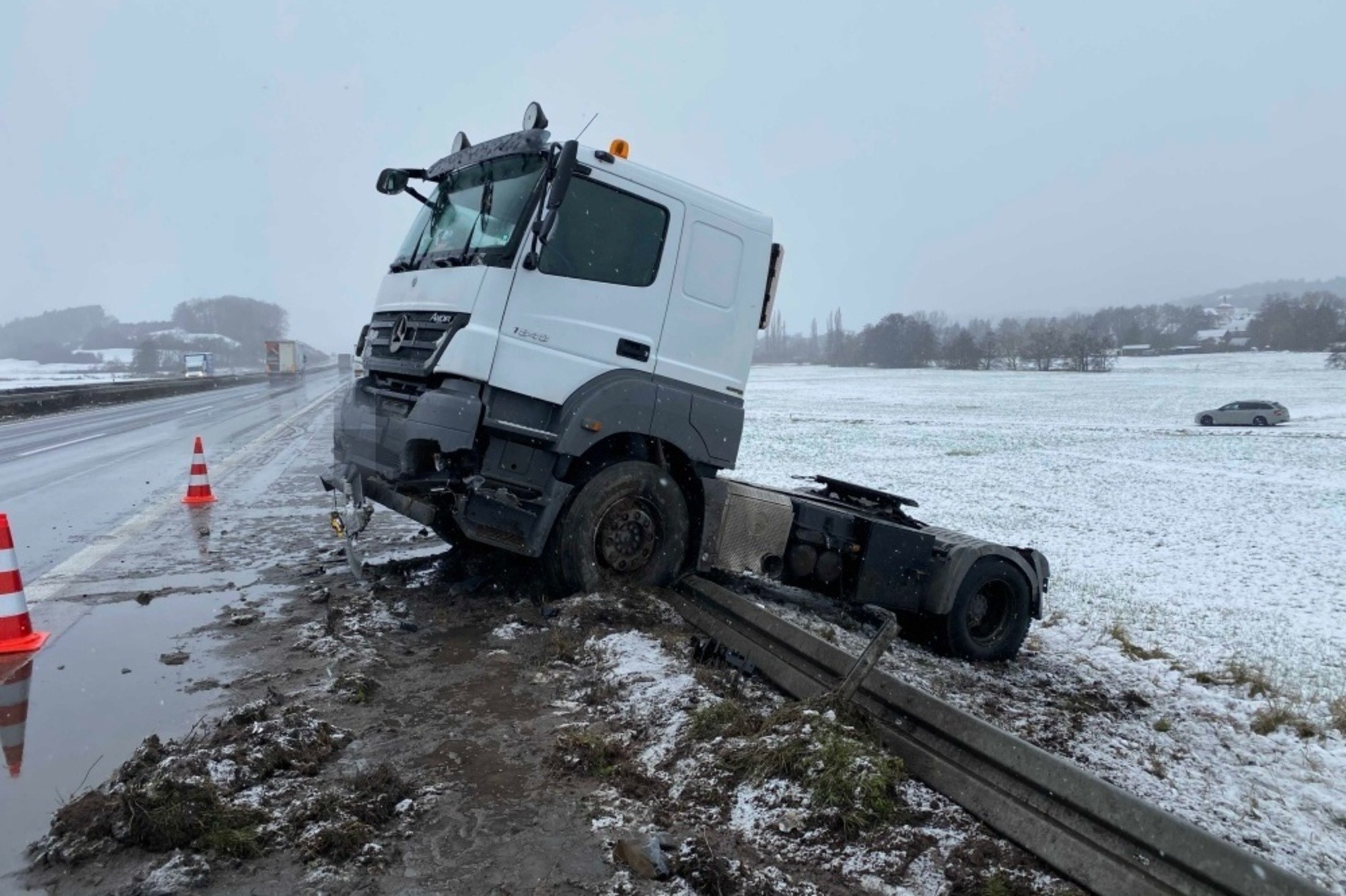 In Richtung Norden Schwerer Lkw Unfall auf der A3 bei Schlüsselfeld