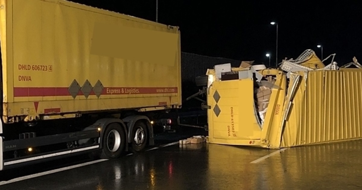 Chaos-Nacht zwischen Gefrees & Münchberg: Paket-Lkw ...