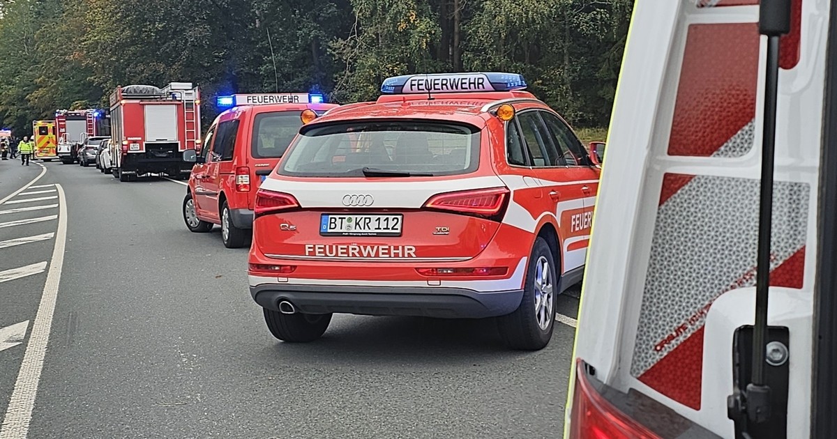 Zwischen Bayreuth Und Creußen: Zwei Tote Nach Frontal-Crash Auf Der B2 ...