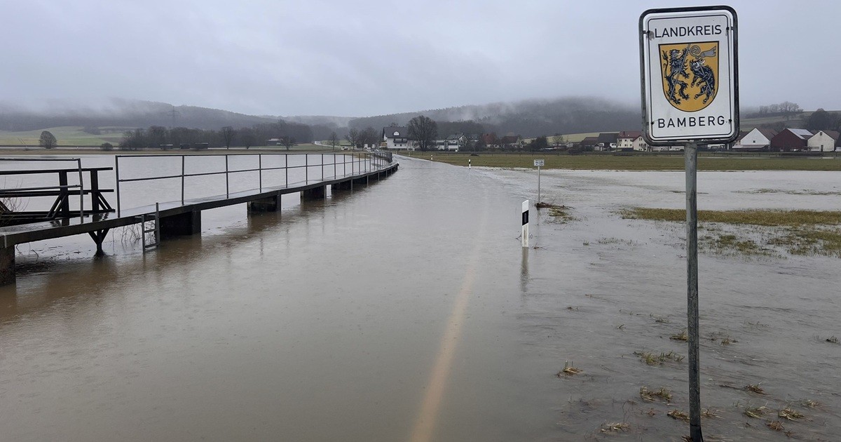 Sperrungen Im Landkreis Bamberg: Hochwasser überflutet Straßen | Tvo.de